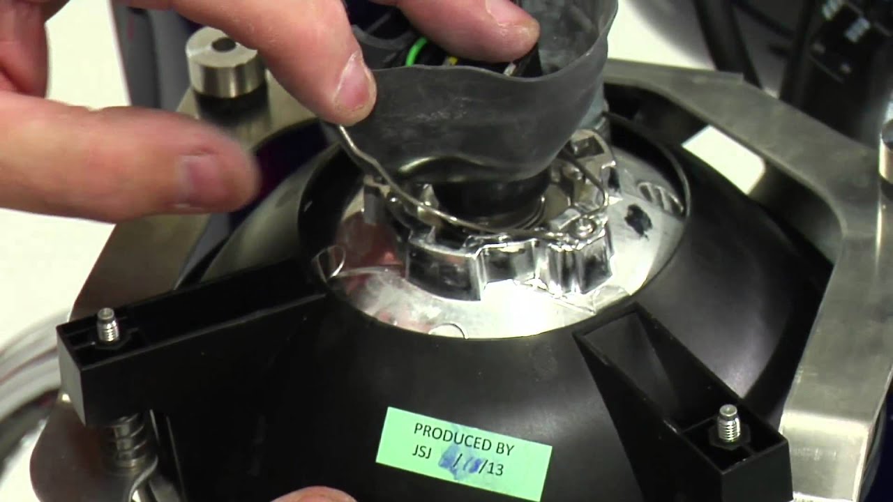 How to Remove and Replace the Indian Chief Light Bulbs – Indian