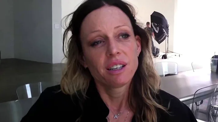 CONTEMPORARY ARTISTS 3: ALISON DYER