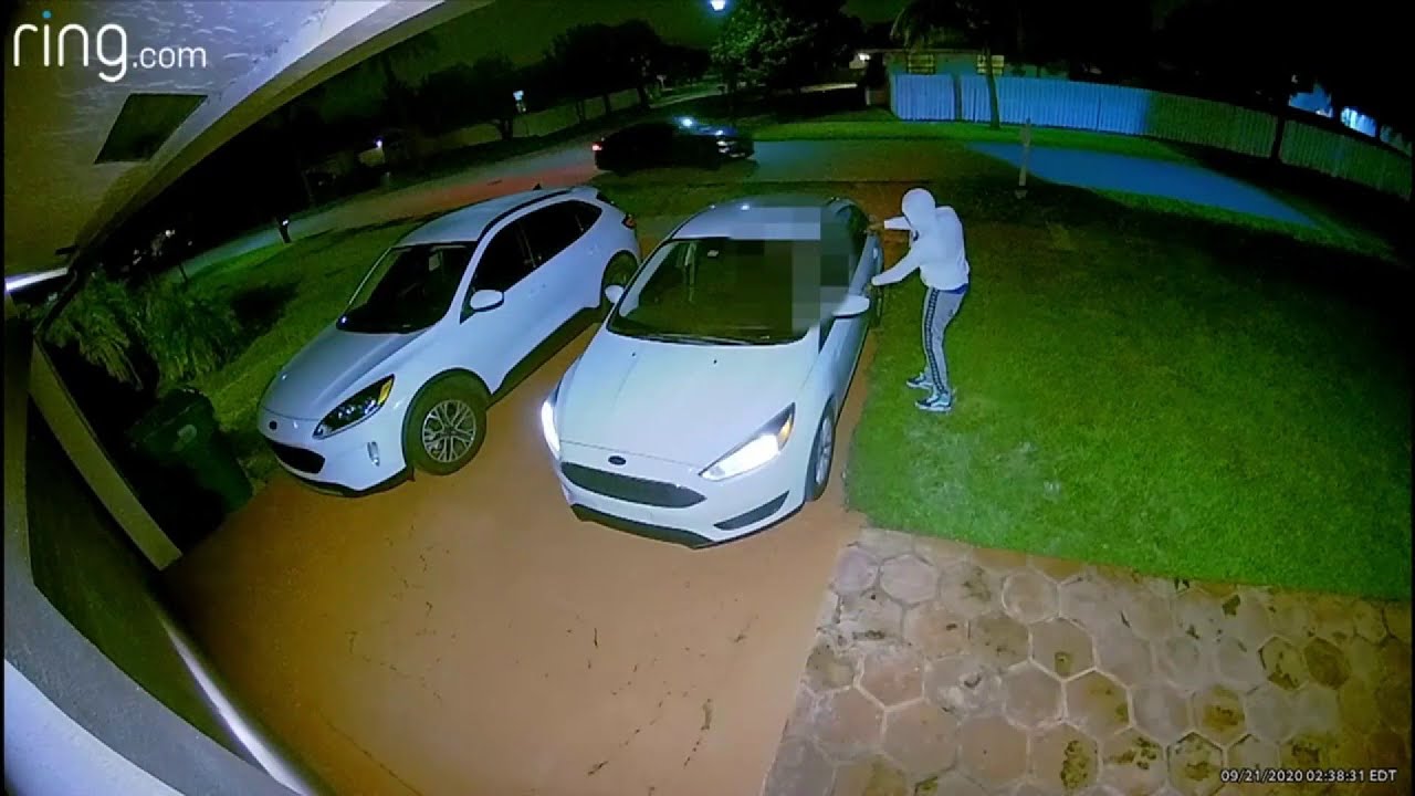 Police in Miami-Dade searching for 2 men involved in armed carjacking ...