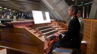 Veni Creator Spiritus : orgue et chorale Lourdes PMI 2010 chords