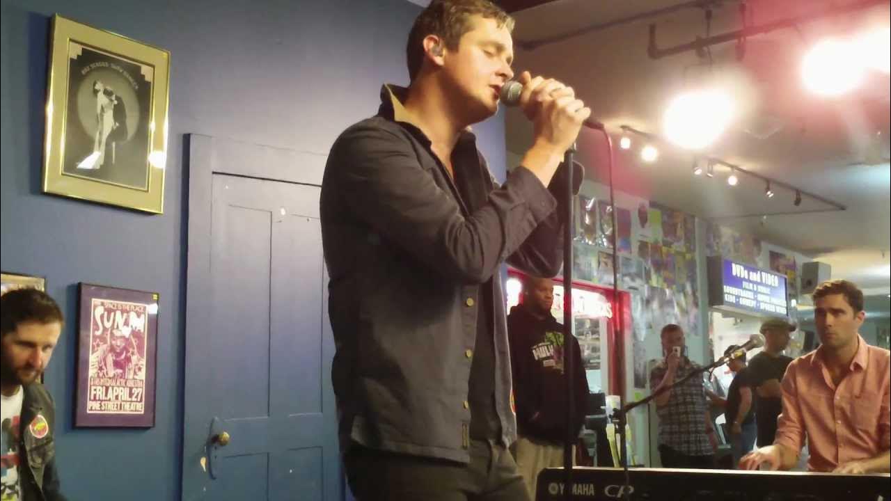 Keane - Somewhere Only We Know (Acoustic) - Live at Amoeba Records in San Francisco Keane - Somewhere Only We Know (Acoustic) - Live at Amoeba Records in San Francisco