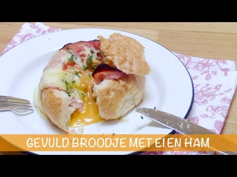 Video: Hoe Om Brood Met Ham En Uie Te Maak