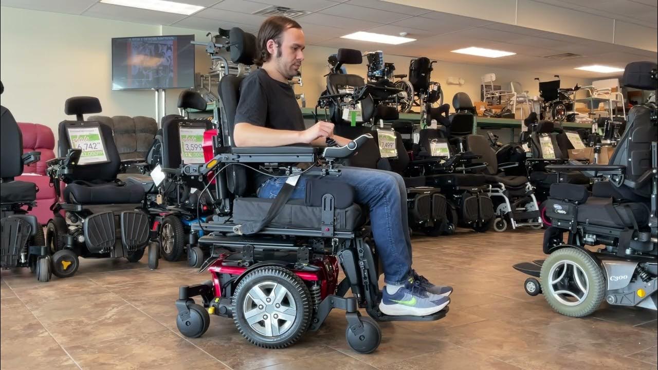 🌟 Explore this 2018 Red Quantum Q6 Edge 2.0, New to Mobility Equipment