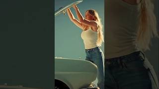 Sydney Sweeney Has Great Jeans