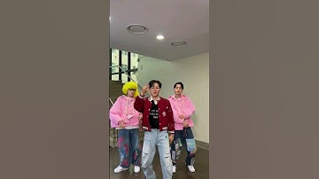 #창빈 의 #특챌린지 #S_Class_Challenge w/ #BOYNEXTDOOR #리우 #RIWOO #명재현 #JAEHYUN #StrayKids #스트레이키즈 #Changbin