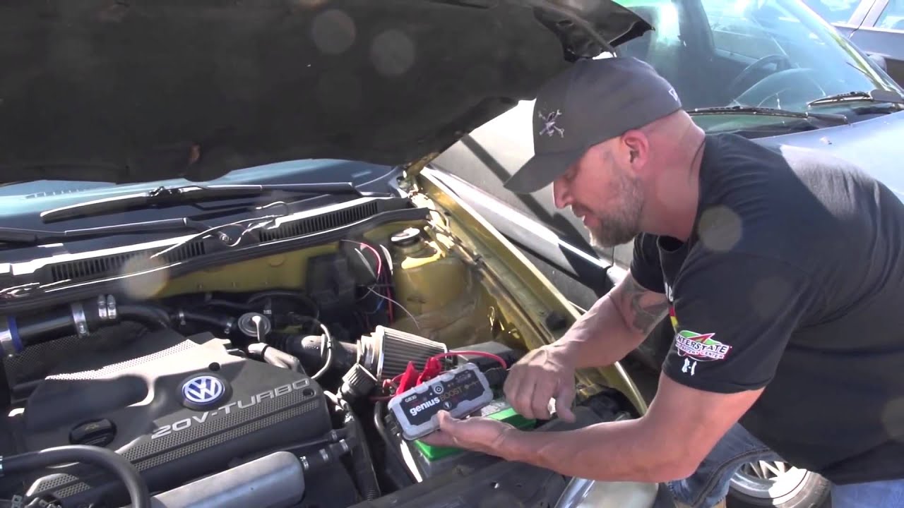 Jump Starting A Car Battery With Willie B NOCO Genius Boost GB30 ...