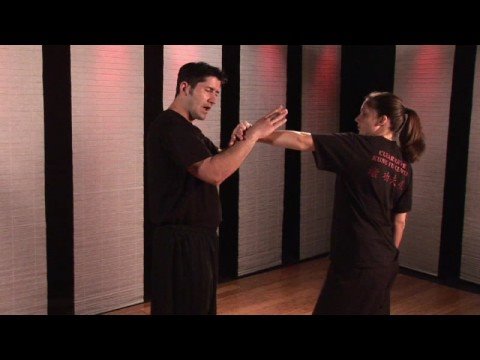 Self-Defense Standing Grapples : Self-Defense: Str...