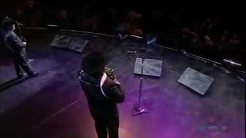 Ramon Ayala Y Los Bravos Del Norte-Tragos Amargos (En Vivo)