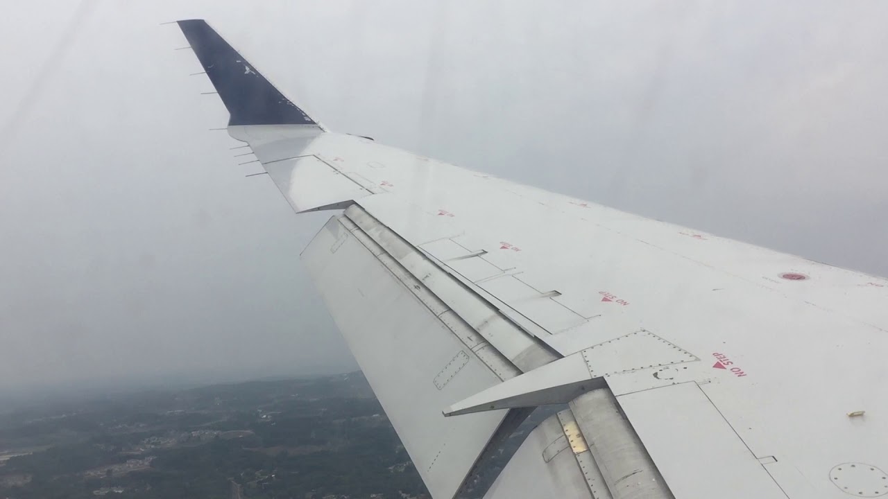 Delta Connection Bombardier CRJ-701ER N655CA Landing in Cherry Capital ...