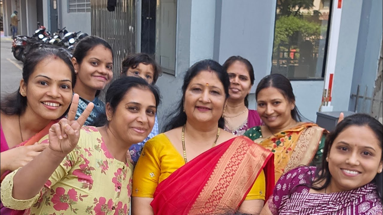 આજે તો કામવાળા ન આવ્યા એટલે મને રસોઈ માંથી ફૂલ છુટ્ટી મળી ગઈ.#dailyvlog #minivlog 