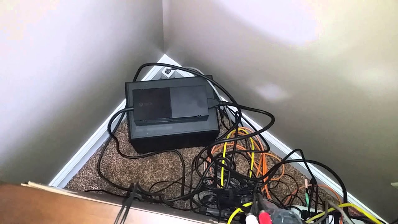 Loudest Xbox One power supply in existence YouTube