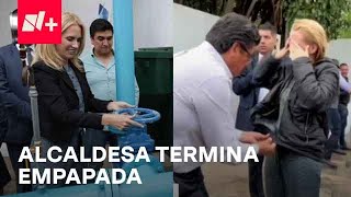 Alcaldesa de Huixquilucan termina empapada en inauguración de pozo - Despierta