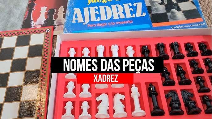 sem costura padrão de elementos do jogo de xadrez dos desenhos