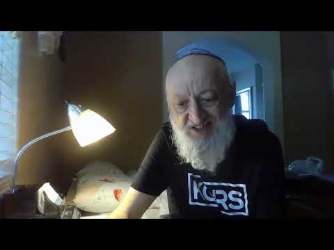 Равви если Бог все знает наперед то почему Он хотел истребить евреев а Мойсей Его уговорил..?(Фауст)