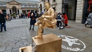 Amazing Street Entertainer | London | street performer