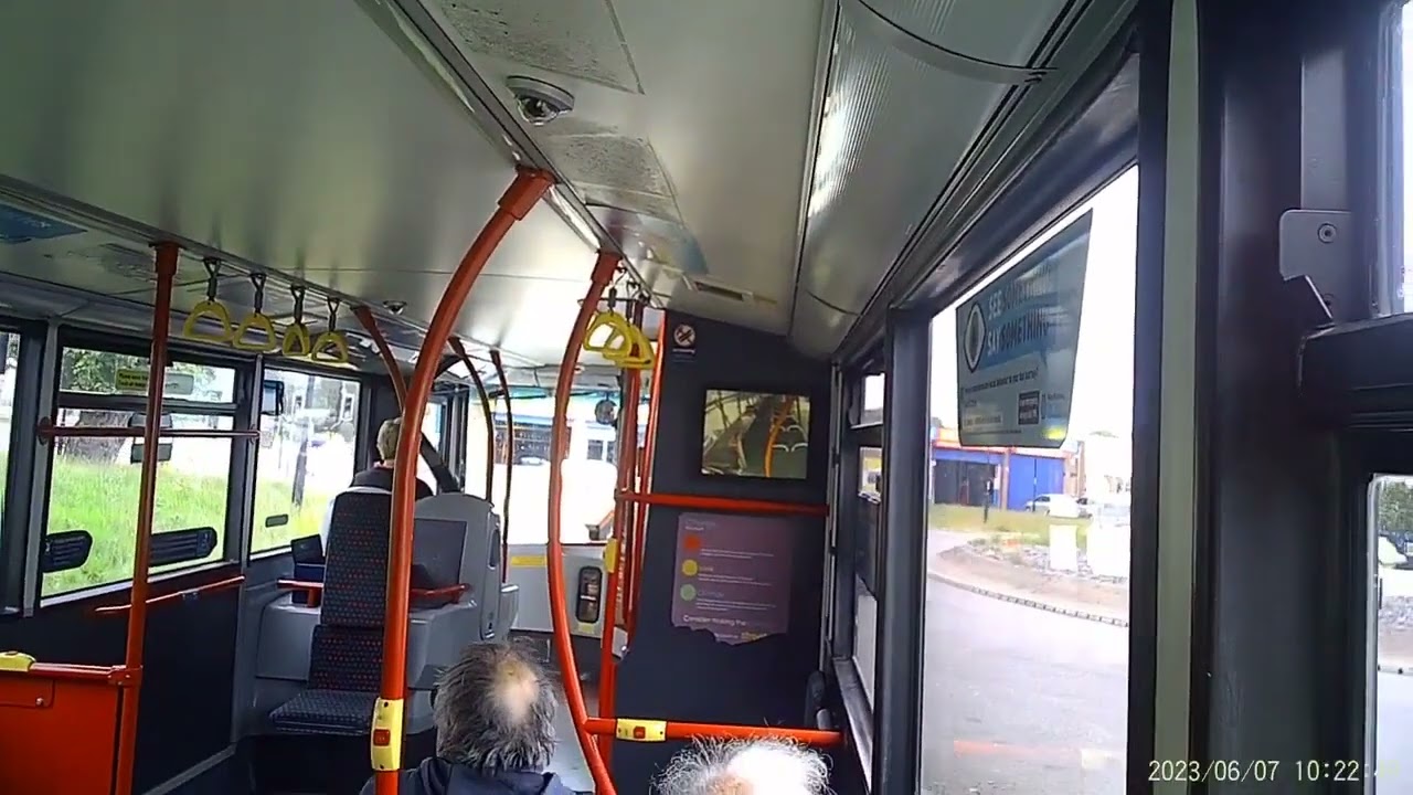 Love the sound of this bus so cool! These  buses are my favourite