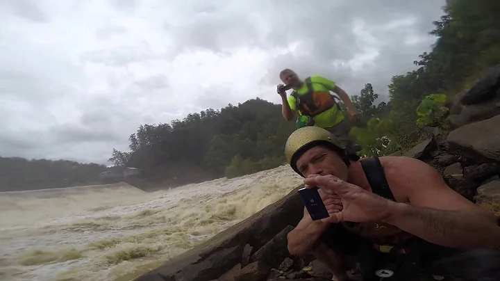 Kayaker Gets Destroyed on Ocoee River, 10,000 c.f.s