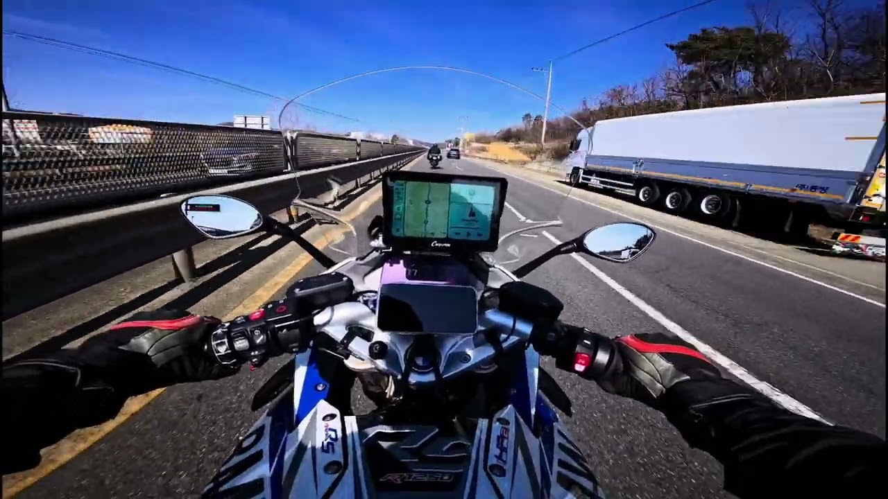 BMW R1250rs 2026 창진산장 