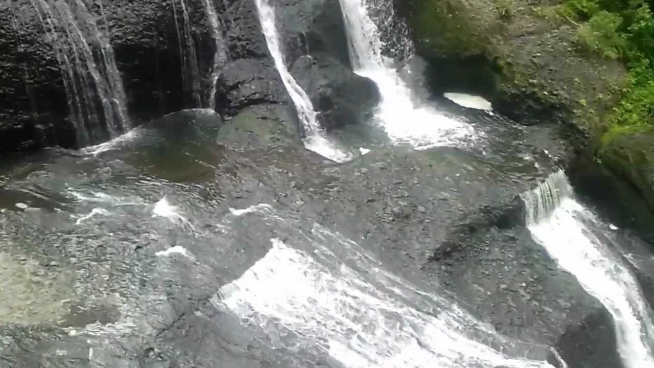 袋田の滝 - YouTube