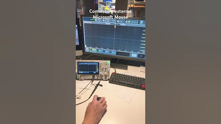 RIGOL DHO 804 with external wireless mouse #oscilloscope #electronics #digitaloscilloscope