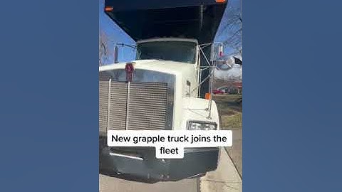 Serco Loader & Kenworth T800 Ready For Action!