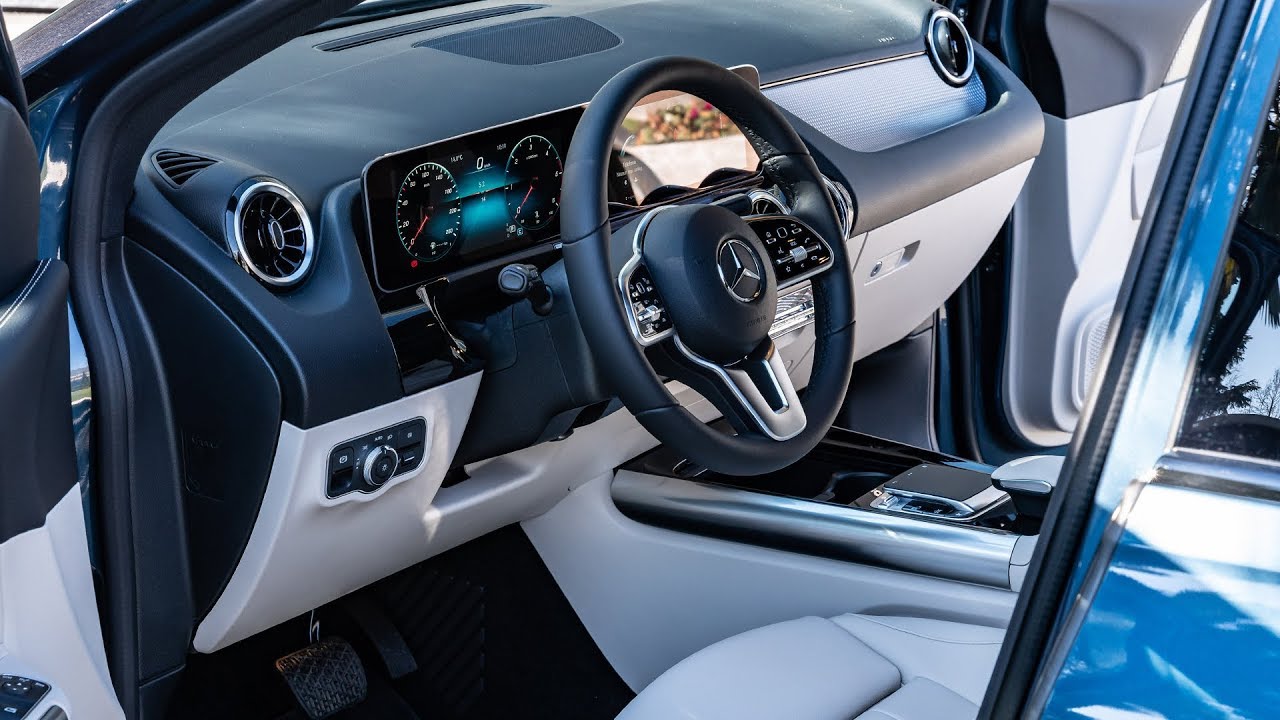 2019 Mercedes Benz B Class Interior B180d