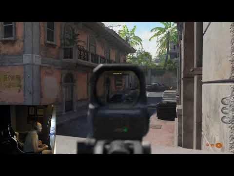 Tony Is Playing Call Of Duty