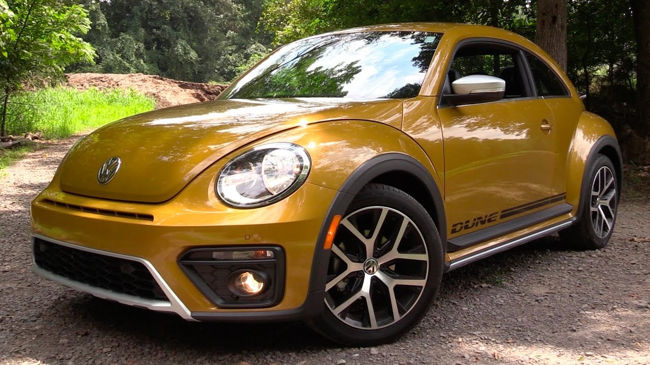 2016/2017 Volkswagen Beetle Dune Review: Funky, Fun & Endearing! 