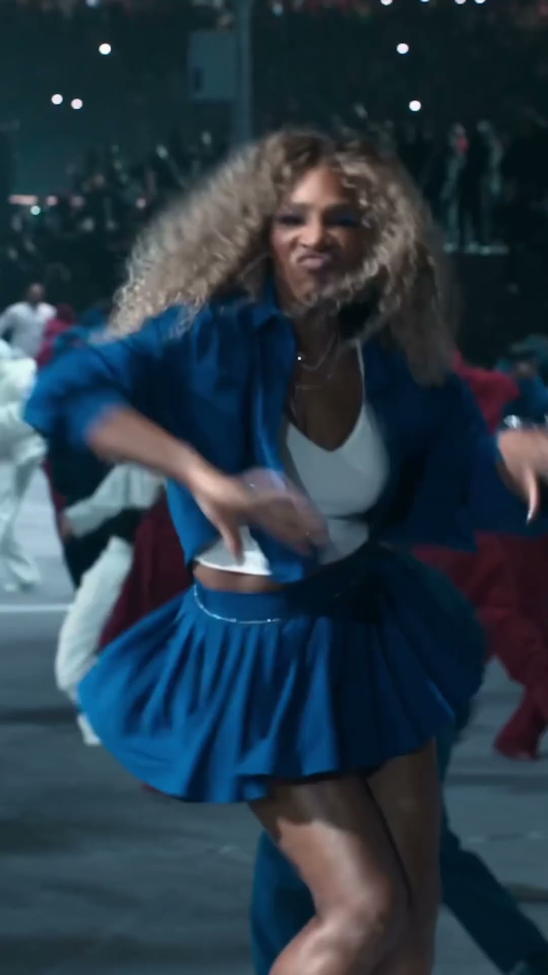 Serena C-Walking is INSANEE