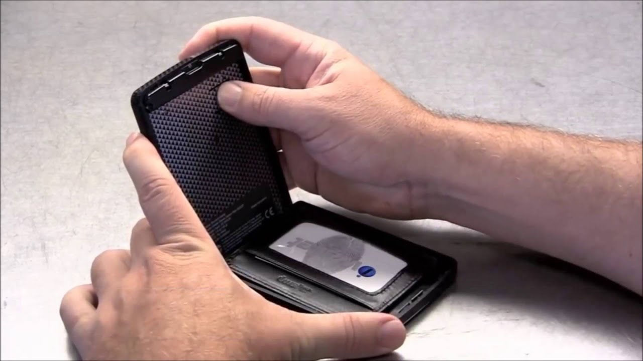 iWallet Smartest wallet you can find - YouTube