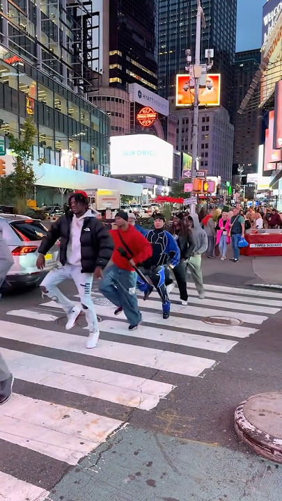 Crazy steps 😭😍🔥 #palomablanca #georgebaker #tiktok #dance #usa #tiktokdance #fyp