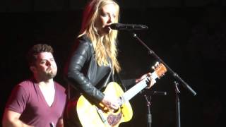 Clare Dunn, "Move On", HankFest, Indianapolis, 11/1/15