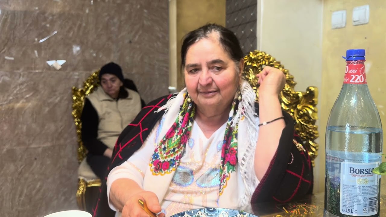 În bucătăria lu Patroana la micul jun! 