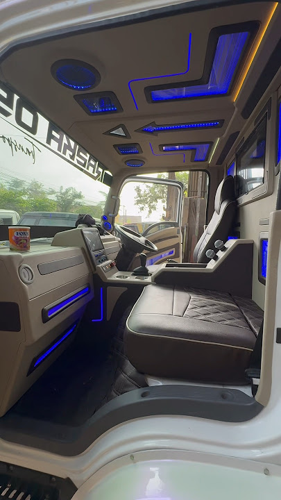 Interior kabin truk mewah