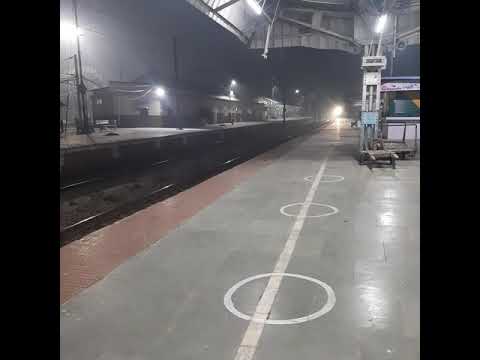 Видео: Где находится железнодорожная станция Шикохабад?
