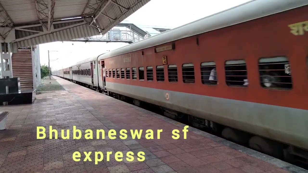 Bhubaneswar sf express 12897 puducherry to Bhubaneswar.