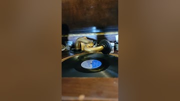 Are You Kiddin'? - Harry Cool & his orchestra Signature Records #15019 1946