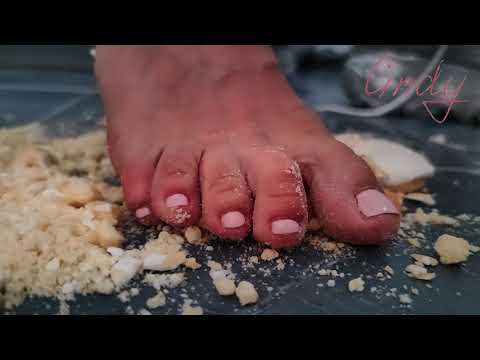 Hard glaze donuts are dismantled barefoot