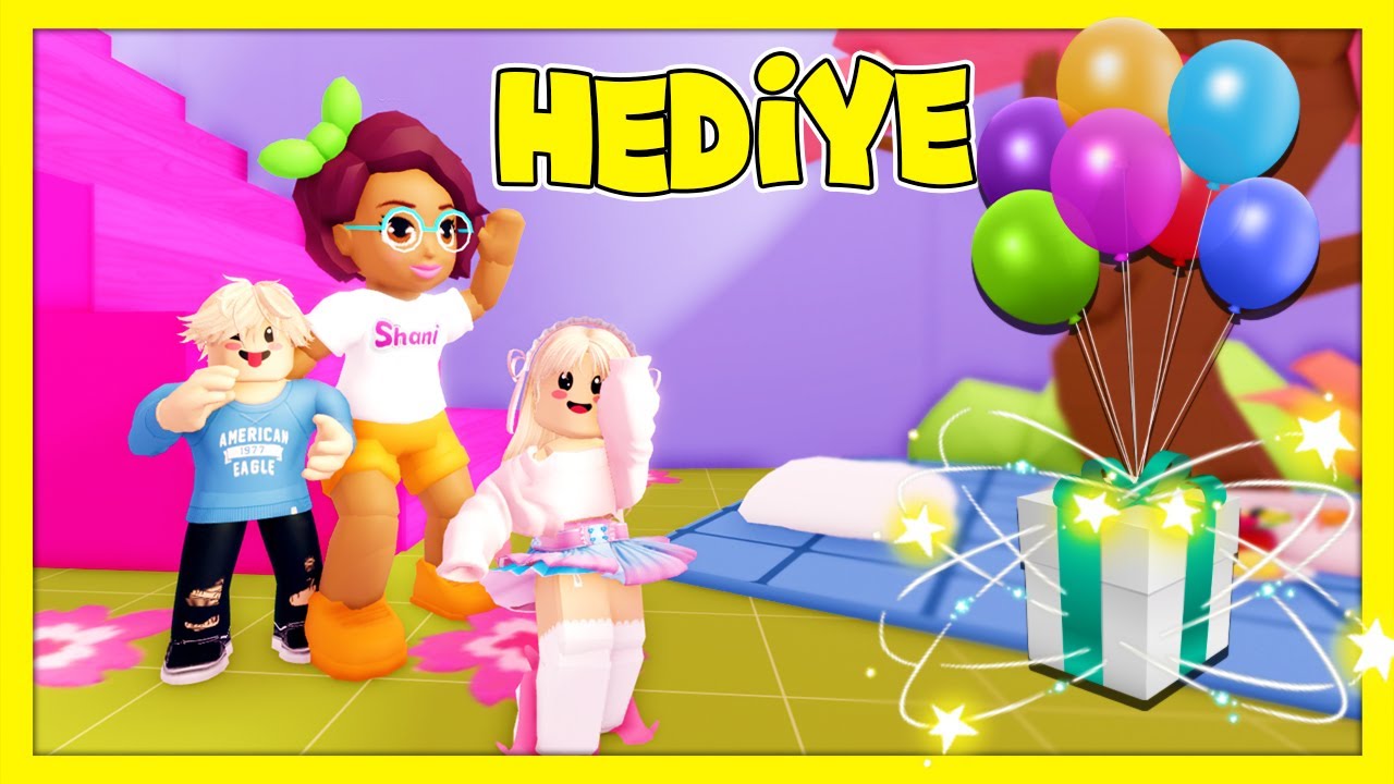 BABAMIZ BİZE GİZEMLİ HEDİYE ALDI 🤩 🎁 ROBLOX LİVETOPİA HİKAYE