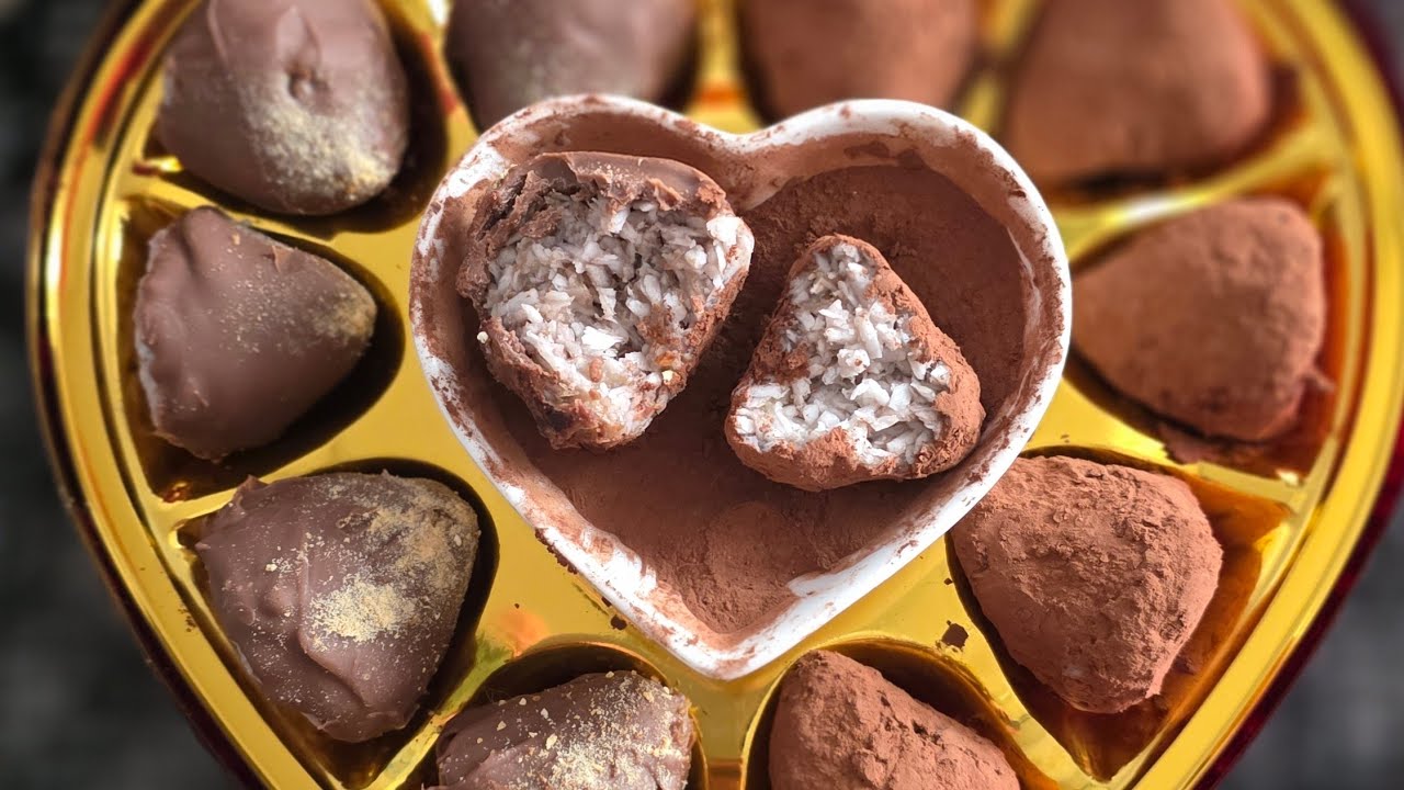 ЦУКЕРКИ (БЕЗ ЦУКРУ) з 2 продуктів!🥥🍌 Кокосові Трюфелі в шоколаді🍫 Домашні, корисні цукерки, РЕЦЕПТ.
