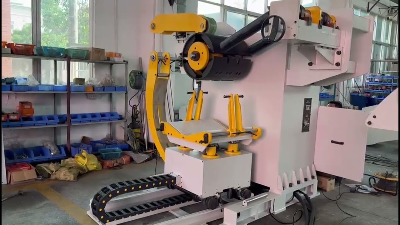 Серво-подаватель 3 в 1 с загрузочной тележкой: Автоматизация штамповки
