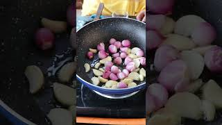 கோழி மிளகு ரசம் |Chicken Rasam recipe| MOO RECIPE- shorts  trending chickenrecipe
