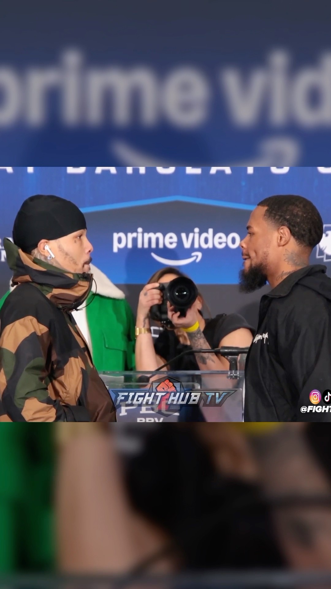 Gervonta Davis STEPS to Lamont Roach at TENSE second press conference!