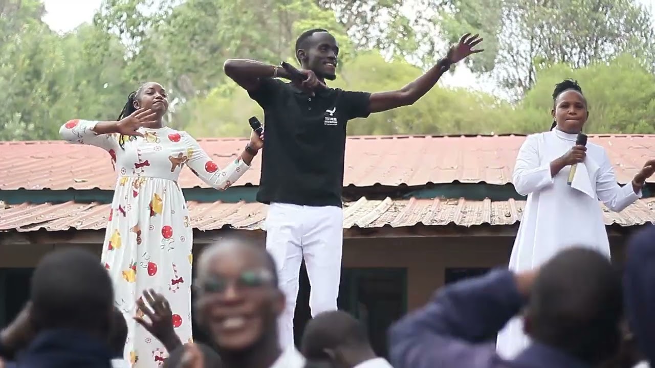 Praise Medley | Friends School Kamusinga Weekend Challenge