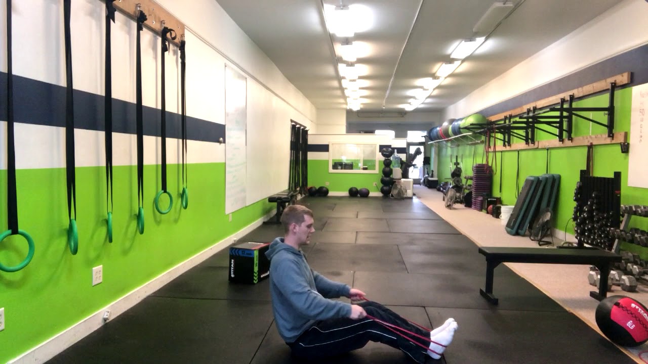 Seated Banded Row - YouTube