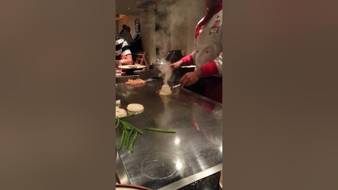 Amazing cooking @ Benihana Bratislava Slovakia - YouTube