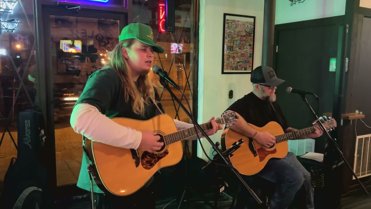 Sitting in with Michael Bowling @ Foleys Irish Pub (Reading,OH)