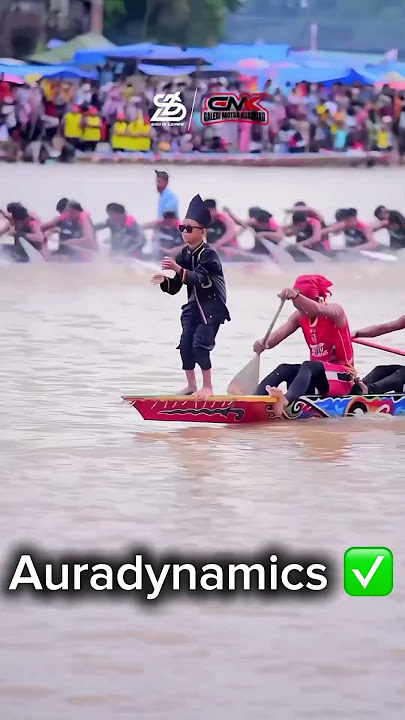 Indonesian Kid dancing on the Boat #memes #rowing #viralkids #dancemusic #aerodynamics