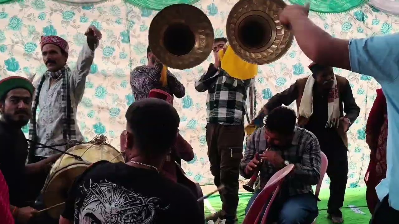 Shaah laga shukda pahadi song shehnai badk naresh , @mrkamal357