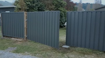 Custom Double Gate. Coloursteel.